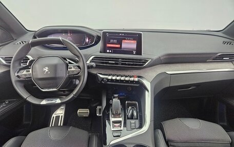 Peugeot 5008 II, 2022 год, 1 900 000 рублей, 6 фотография
