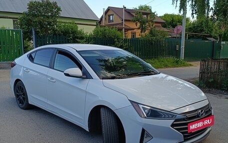 Hyundai Elantra VI рестайлинг, 2019 год, 1 250 000 рублей, 4 фотография