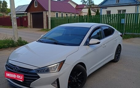 Hyundai Elantra VI рестайлинг, 2019 год, 1 250 000 рублей, 3 фотография