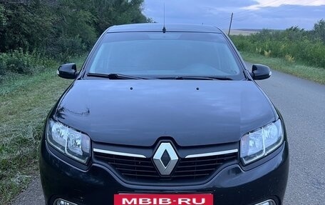 Renault Logan II, 2014 год, 570 000 рублей, 3 фотография