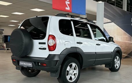 Chevrolet Niva I рестайлинг, 2019 год, 650 000 рублей, 2 фотография