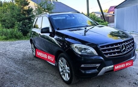 Mercedes-Benz M-Класс, 2014 год, 2 700 000 рублей, 3 фотография