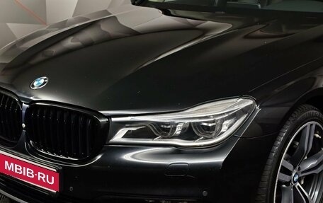 BMW 7 серия, 2018 год, 3 295 000 рублей, 8 фотография