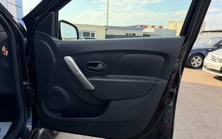 Renault Sandero II рестайлинг, 2019 год, 947 000 рублей, 18 фотография