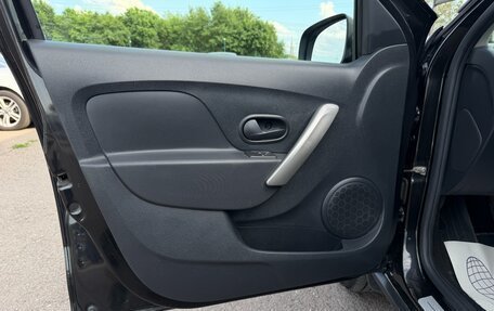 Renault Sandero II рестайлинг, 2019 год, 947 000 рублей, 17 фотография