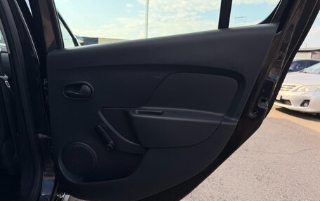 Renault Sandero II рестайлинг, 2019 год, 947 000 рублей, 20 фотография