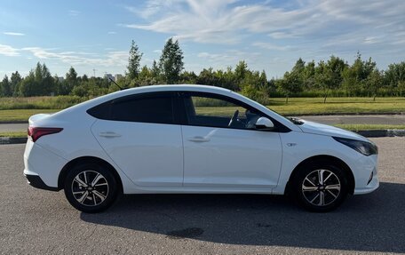 Hyundai Solaris II рестайлинг, 2021 год, 1 460 000 рублей, 6 фотография