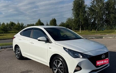 Hyundai Solaris II рестайлинг, 2021 год, 1 460 000 рублей, 3 фотография