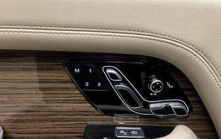 Land Rover Range Rover IV рестайлинг, 2018 год, 6 900 000 рублей, 10 фотография