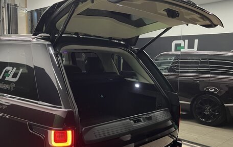 Land Rover Range Rover IV рестайлинг, 2018 год, 6 900 000 рублей, 19 фотография