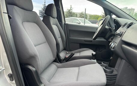 Mitsubishi Colt VI рестайлинг, 2004 год, 299 000 рублей, 14 фотография