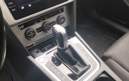 Volkswagen Passat B8 рестайлинг, 2018 год, 2 150 000 рублей, 7 фотография