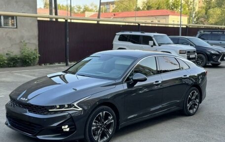 KIA K5, 2023 год, 2 100 000 рублей, 1 фотография