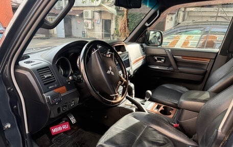 Mitsubishi Pajero IV, 2007 год, 1 400 000 рублей, 10 фотография