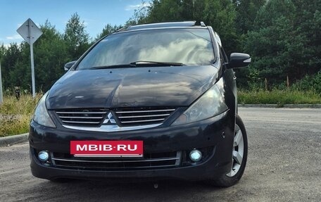 Mitsubishi Grandis, 2004 год, 520 000 рублей, 2 фотография