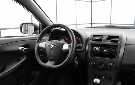 Toyota Corolla, 2012 год, 990 000 рублей, 8 фотография
