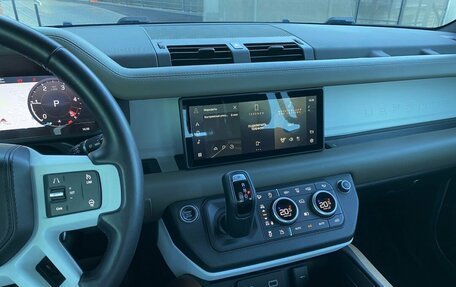 Land Rover Defender II, 2021 год, 7 650 000 рублей, 24 фотография