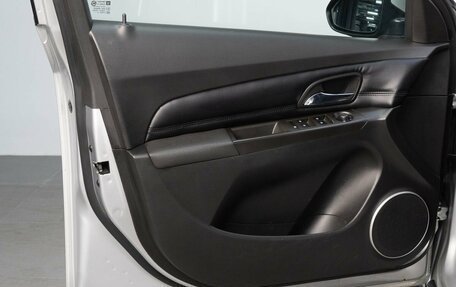 Chevrolet Cruze II, 2013 год, 890 000 рублей, 11 фотография