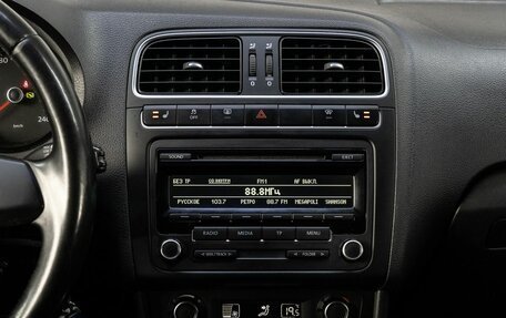 Volkswagen Polo VI (EU Market), 2012 год, 750 000 рублей, 19 фотография