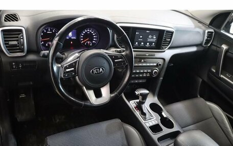 KIA Sportage IV рестайлинг, 2019 год, 2 299 000 рублей, 6 фотография
