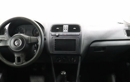 Volkswagen Polo VI (EU Market), 2010 год, 461 000 рублей, 8 фотография