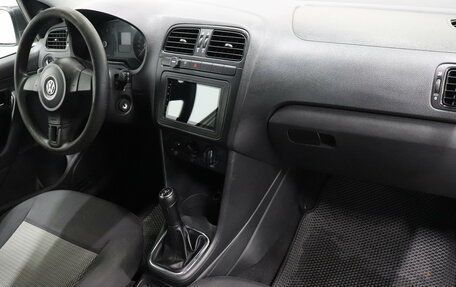 Volkswagen Polo VI (EU Market), 2010 год, 461 000 рублей, 7 фотография