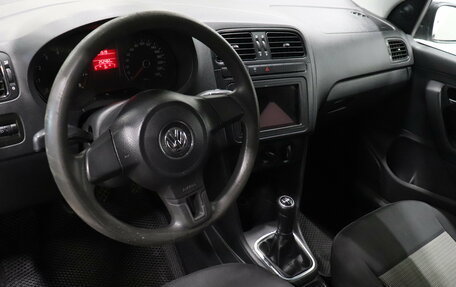 Volkswagen Polo VI (EU Market), 2010 год, 461 000 рублей, 14 фотография