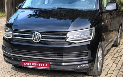 Volkswagen Multivan T6 рестайлинг, 2019 год, 5 600 000 рублей, 1 фотография
