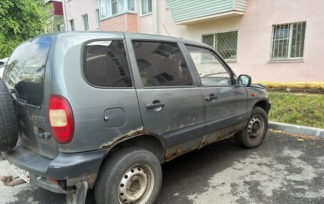 Chevrolet Niva I рестайлинг, 2004 год, 145 000 рублей, 4 фотография
