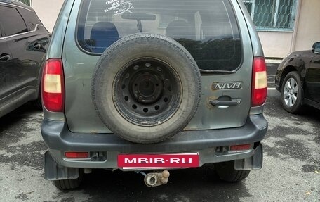 Chevrolet Niva I рестайлинг, 2004 год, 145 000 рублей, 2 фотография