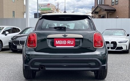 MINI Hatch, 2023 год, 1 860 300 рублей, 8 фотография