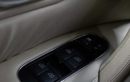 Nissan Patrol, 2012 год, 1 999 000 рублей, 14 фотография