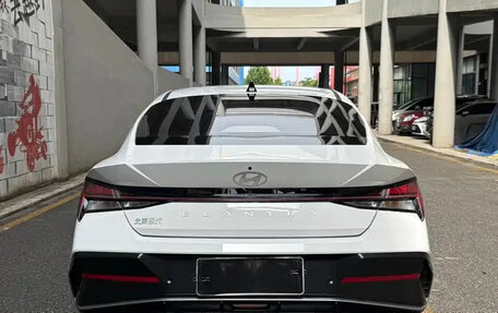 Hyundai Elantra, 2023 год, 1 811 000 рублей, 4 фотография