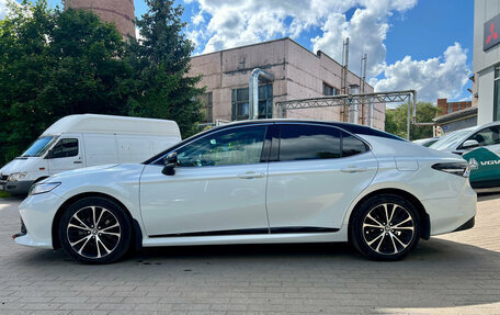 Toyota Camry, 2021 год, 1 999 000 рублей, 4 фотография