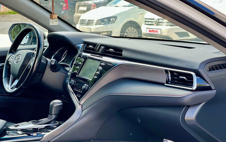 Toyota Camry, 2021 год, 1 999 000 рублей, 14 фотография