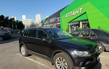 Volkswagen Tiguan II, 2017 год, 2 500 000 рублей, 3 фотография