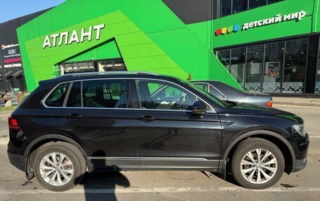 Volkswagen Tiguan II, 2017 год, 2 500 000 рублей, 4 фотография