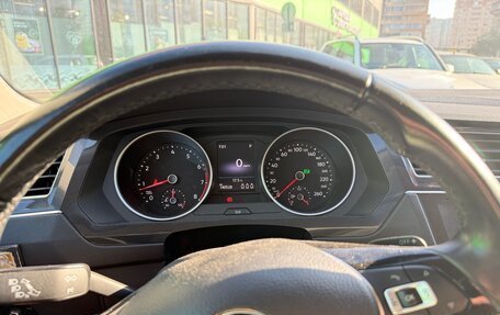 Volkswagen Tiguan II, 2017 год, 2 500 000 рублей, 16 фотография