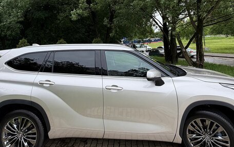 Toyota Highlander, 2026 год, 5 597 000 рублей, 9 фотография