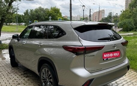 Toyota Highlander, 2026 год, 5 597 000 рублей, 6 фотография