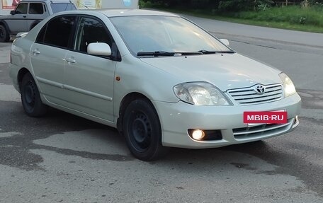 Toyota Corolla, 2005 год, 600 000 рублей, 4 фотография
