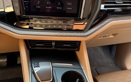Volkswagen Touareg III, 2018 год, 5 200 000 рублей, 12 фотография