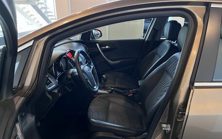 Opel Astra J, 2013 год, 795 000 рублей, 16 фотография