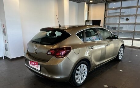 Opel Astra J, 2013 год, 795 000 рублей, 3 фотография