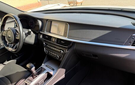 KIA Optima IV, 2019 год, 2 370 000 рублей, 6 фотография