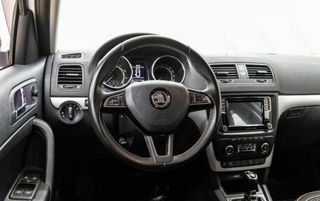 Skoda Yeti I рестайлинг, 2016 год, 1 318 000 рублей, 14 фотография