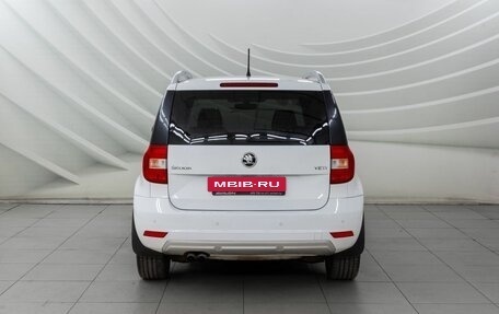 Skoda Yeti I рестайлинг, 2016 год, 1 318 000 рублей, 6 фотография