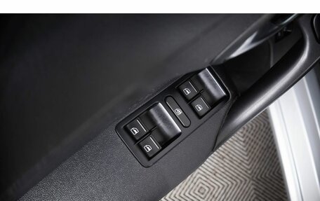 Volkswagen Polo VI (EU Market), 2017 год, 1 399 000 рублей, 18 фотография
