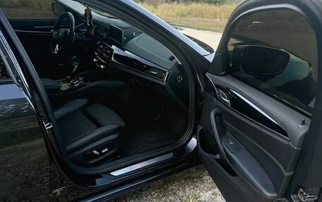 BMW 5 серия, 2018 год, 2 792 000 рублей, 8 фотография