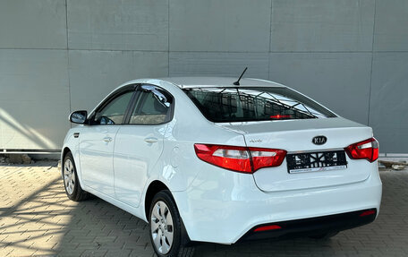 KIA Rio III рестайлинг, 2012 год, 880 000 рублей, 5 фотография